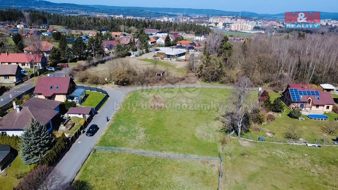 Pozemek 1411m2