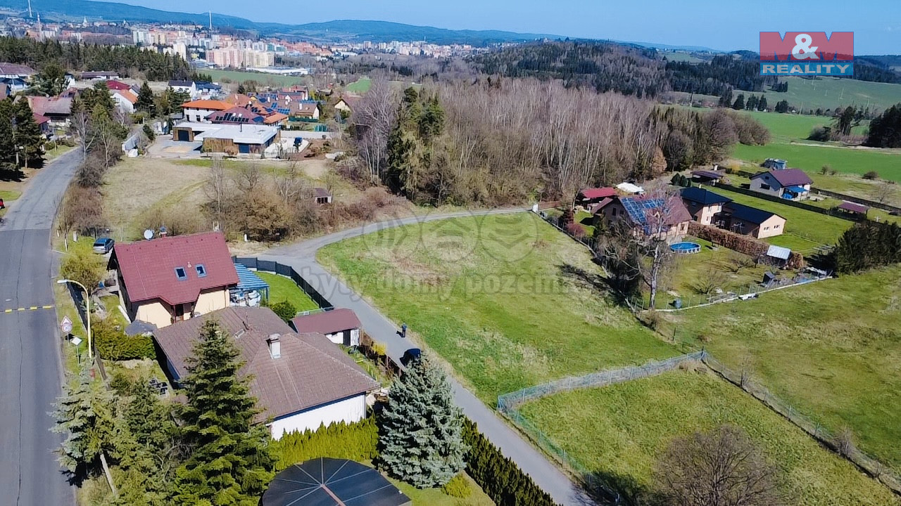 Pozemek 1411m2