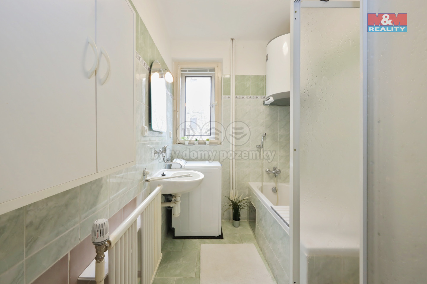 2K2A8990.jpg