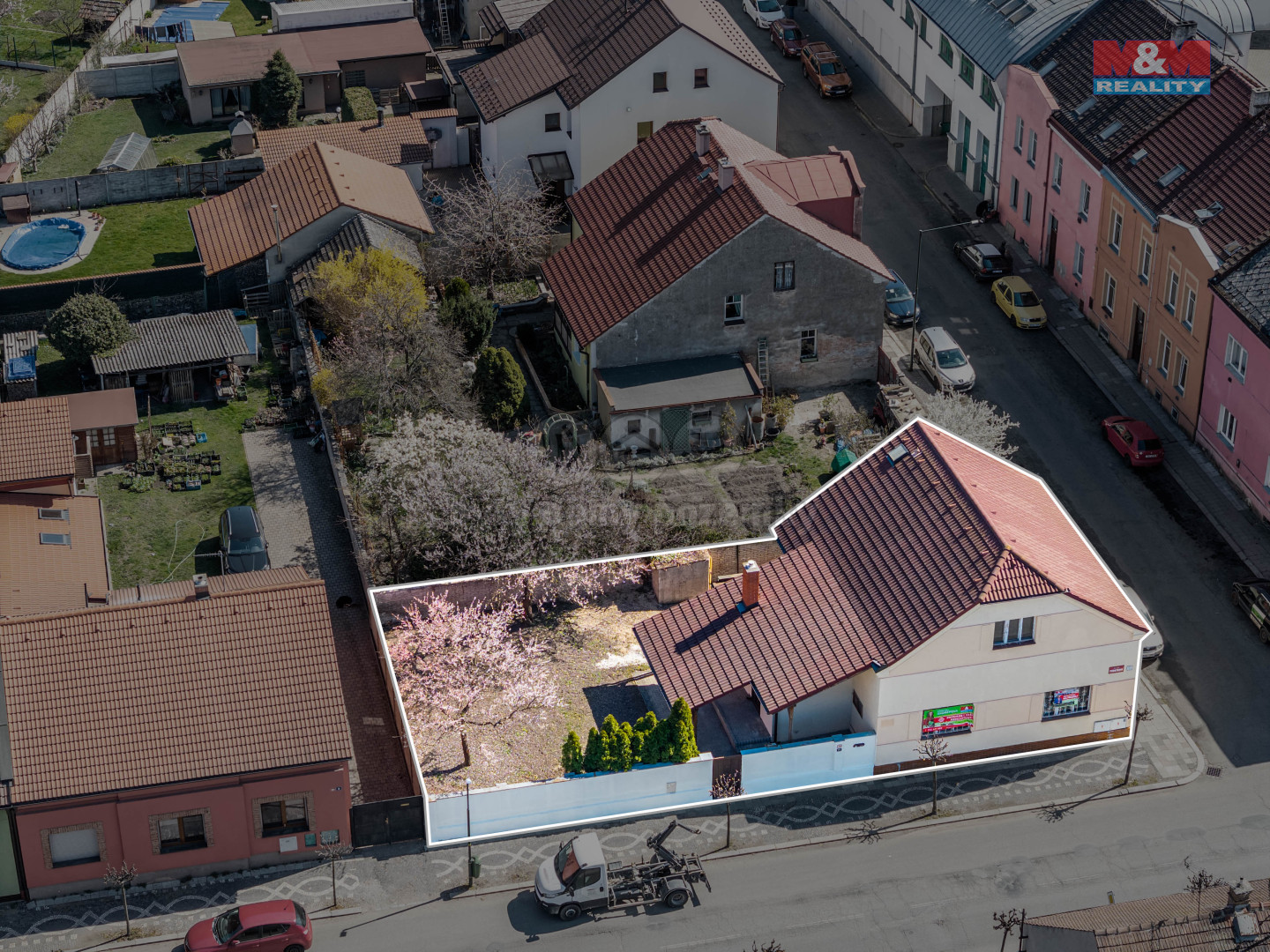 Dům
