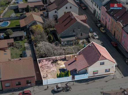 Dům | Prodej - dům/vila, 96 m²