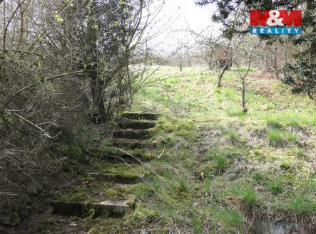 P1030566.jpg | Prodej - pozemek pro bydlení, 1 439 m²