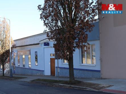 okolí | Prodej - obchodní prostor, 300 m²