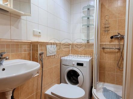 Koupelna | Pronájem bytu, 1+kk, 27 m²