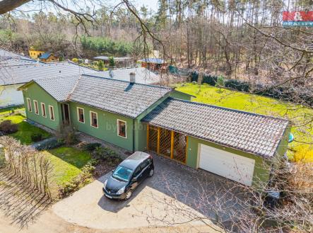 Dům | Prodej - dům/vila, 160 m²
