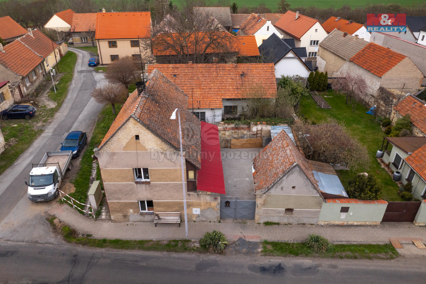Realitní fotografie - Hřivčice - Kristýna Vaitová - 16.jpg