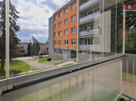 Výhled z lodžie | Prodej bytu, 1+kk, 33 m²