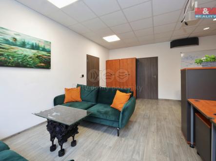 manažer | Pronájem - kanceláře, 115 m²