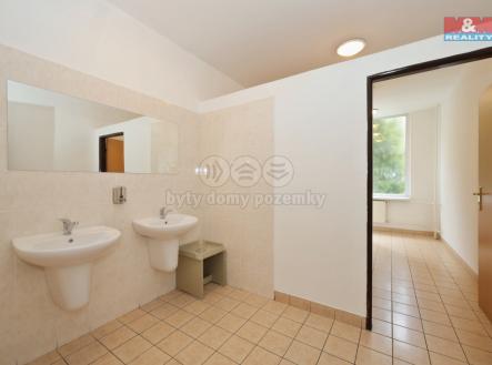 sociální zařízení | Pronájem - kanceláře, 14 m²