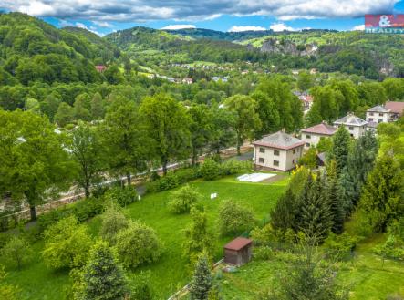 DJI_0001-HDR.jpg | Prodej - pozemek pro bydlení, 815 m²