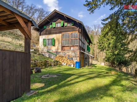 pohled na dům | Prodej - dům/vila, 148 m²