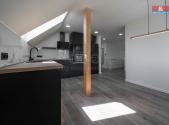 Pronájem bytu, 3+1, 92 m²