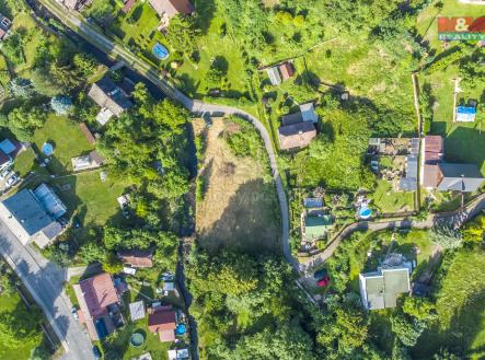 pohled na zahradu  | Prodej - pozemek, zahrada, 1 236 m²