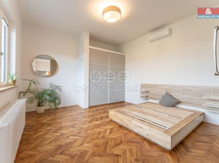 009.jpg | Pronájem bytu, 1+1, 38 m²