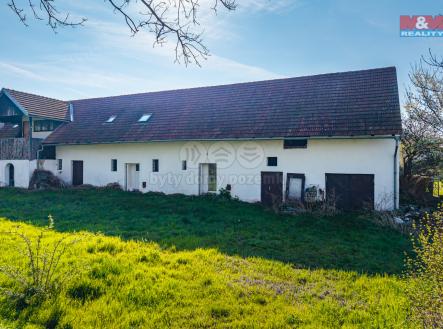 dům | Prodej - dům/vila, 450 m²