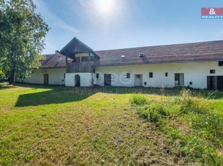 dům | Prodej - dům/vila, 450 m²