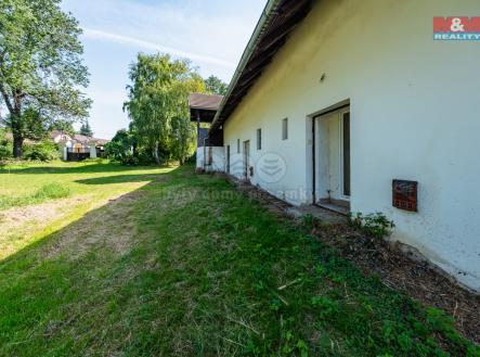 dům | Prodej - dům/vila, 450 m²