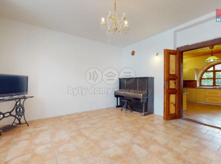 pokoj 1. NP | Prodej - dům/vila, 230 m²