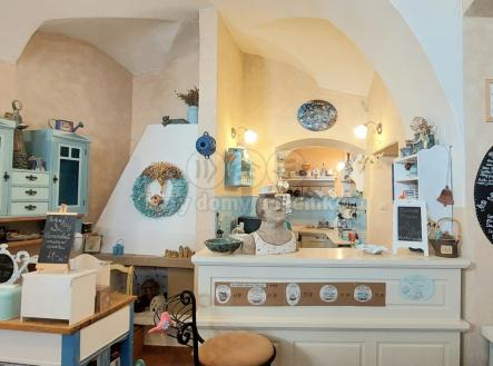 19c5197e-d773-44f7-bf7a-b66b624d96cd.jpg | Prodej - restaurace, 680 m²