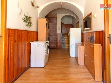 Chodba 2.jpg | Prodej - dům/vila, 260 m²