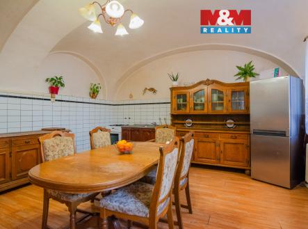 sv. kuchyň.jpg | Prodej - dům/vila, 260 m²