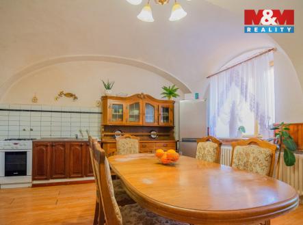 sv. kuchyň (2).jpg | Prodej - dům/vila, 260 m²