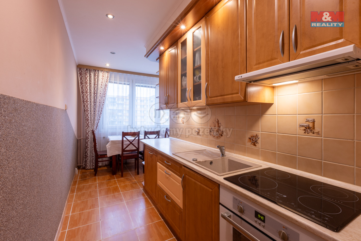 Realitni╠ü fotografie - Louny - Kla╠üra Pr╠îibi╠ükova╠ü - 13.jpg