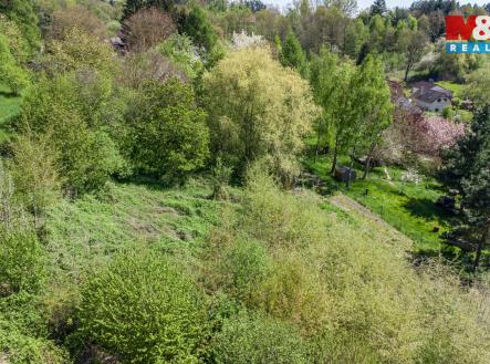 pohled na pozemek | Prodej - pozemek pro bydlení, 1 345 m²