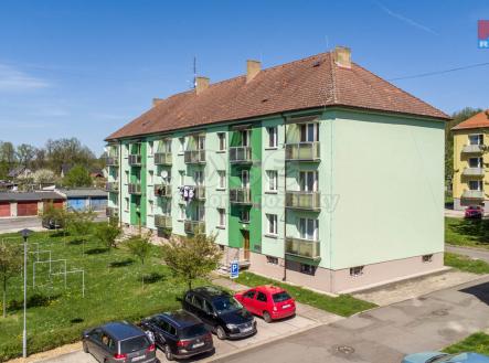 pohled na dům | Pronájem bytu, 1+kk, 22 m²