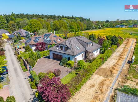 905880 - Prodej rodinného domu, 272 m², Babice, ul. Honzíkova | Prodej - dům/vila, 272 m²