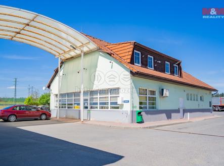 4 | Prodej - obchodní prostor, 320 m²