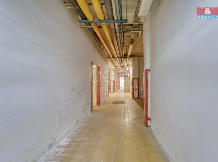 DSC04176_13.jpg | Pronájem - skladovací prostor, 8 m²