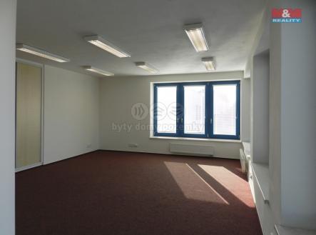 DSCN3353 33.jpg | Pronájem - kanceláře, 54 m²