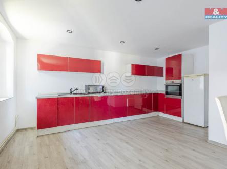 Dům 2 Kuchyně | Prodej - dům/vila, 640 m²