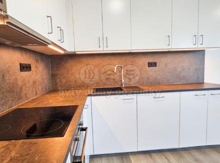 IMG-20250505-WA0001.jpg | Prodej bytu, 3+kk, 65 m²