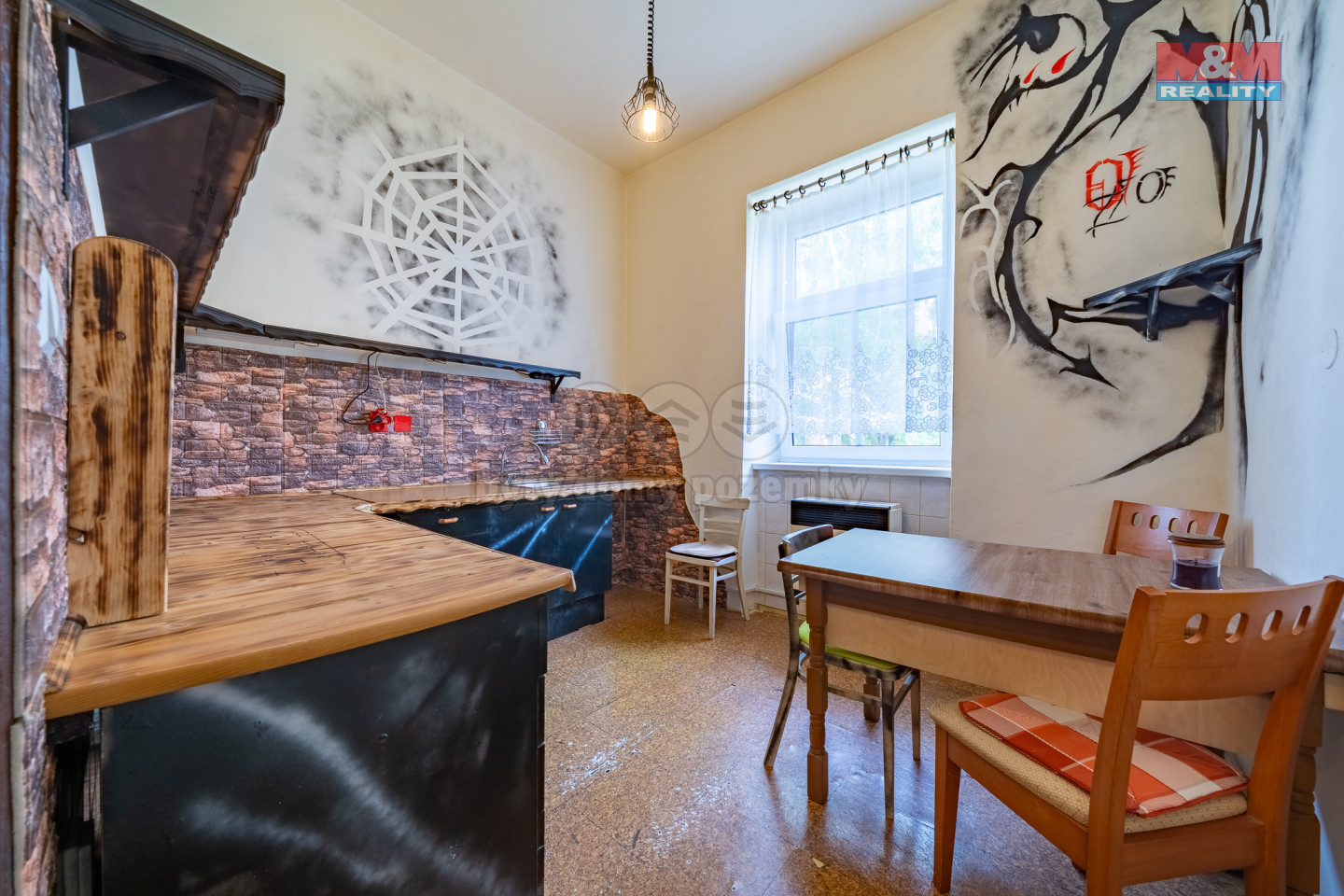 A7304572-HDR.jpg