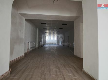 IMG_5878.jpg | Pronájem - obchodní prostor, 300 m²