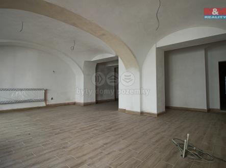 IMG_5877.jpg | Pronájem - obchodní prostor, 300 m²