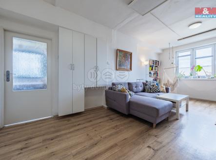 . | Prodej bytu, 4+1, 74 m²