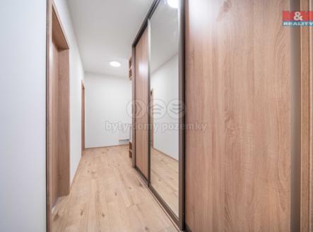 1 (8).jpg | Pronájem bytu, 1+kk, 32 m²