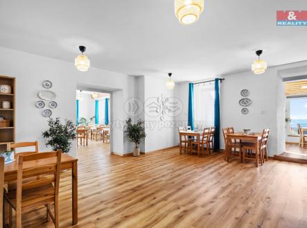 Společenská místnost | Prodej - hotel, 750 m²