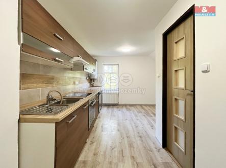 kuchyně | Pronájem bytu, 2+1, 52 m²