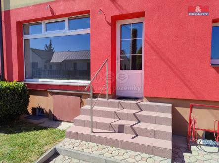 IMG_20250701_155229449_AE.jpg | Pronájem - obchodní prostor, 41 m²