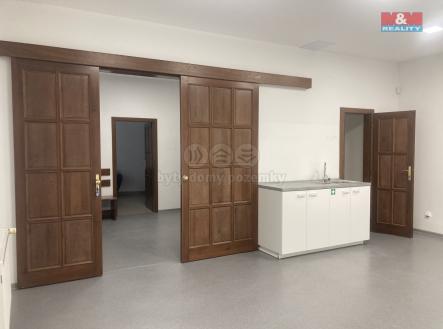IMG_7430.jpeg | Pronájem - kanceláře, 72 m²