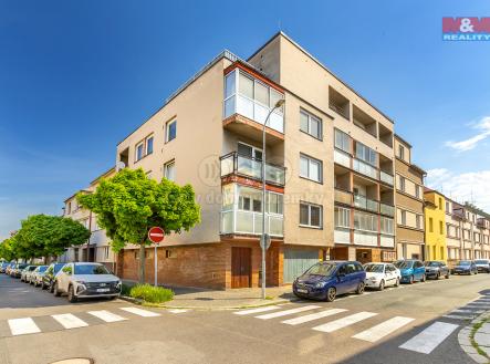 IMG_7449-b-net.jpg | Prodej bytu, 3+kk, 78 m²