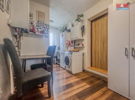  jídelní kout s kuchyní | Prodej bytu, 2+kk, 54 m²