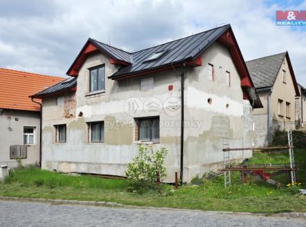 Dům | Prodej - dům/vila, 173 m²