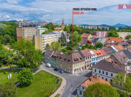 Pohled na dům | Prodej - dům/vila, 352 m²
