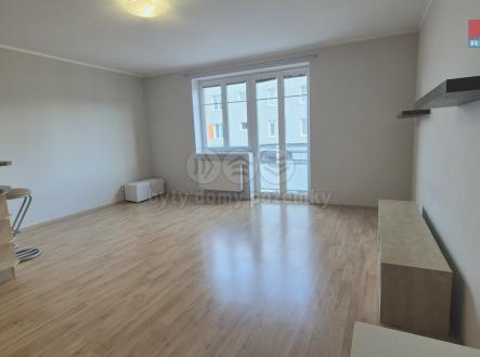 20250509_175014.jpg | Pronájem bytu, 1+kk, 43 m²
