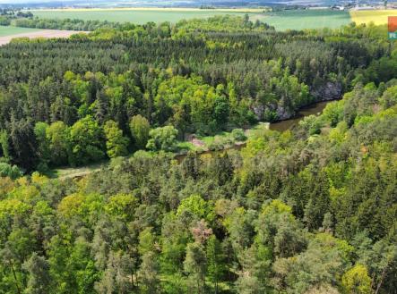 dji_fly_20250507_122710_424_1746614018312_photo_optimized.jpeg | Prodej - pozemek, les, 79 857 m²